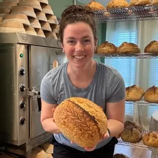 Holly Made Bakes cover