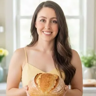 Olive + Rose Bakery | Gabriela Leon cover