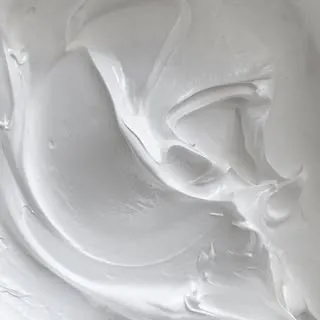 n ī n cover